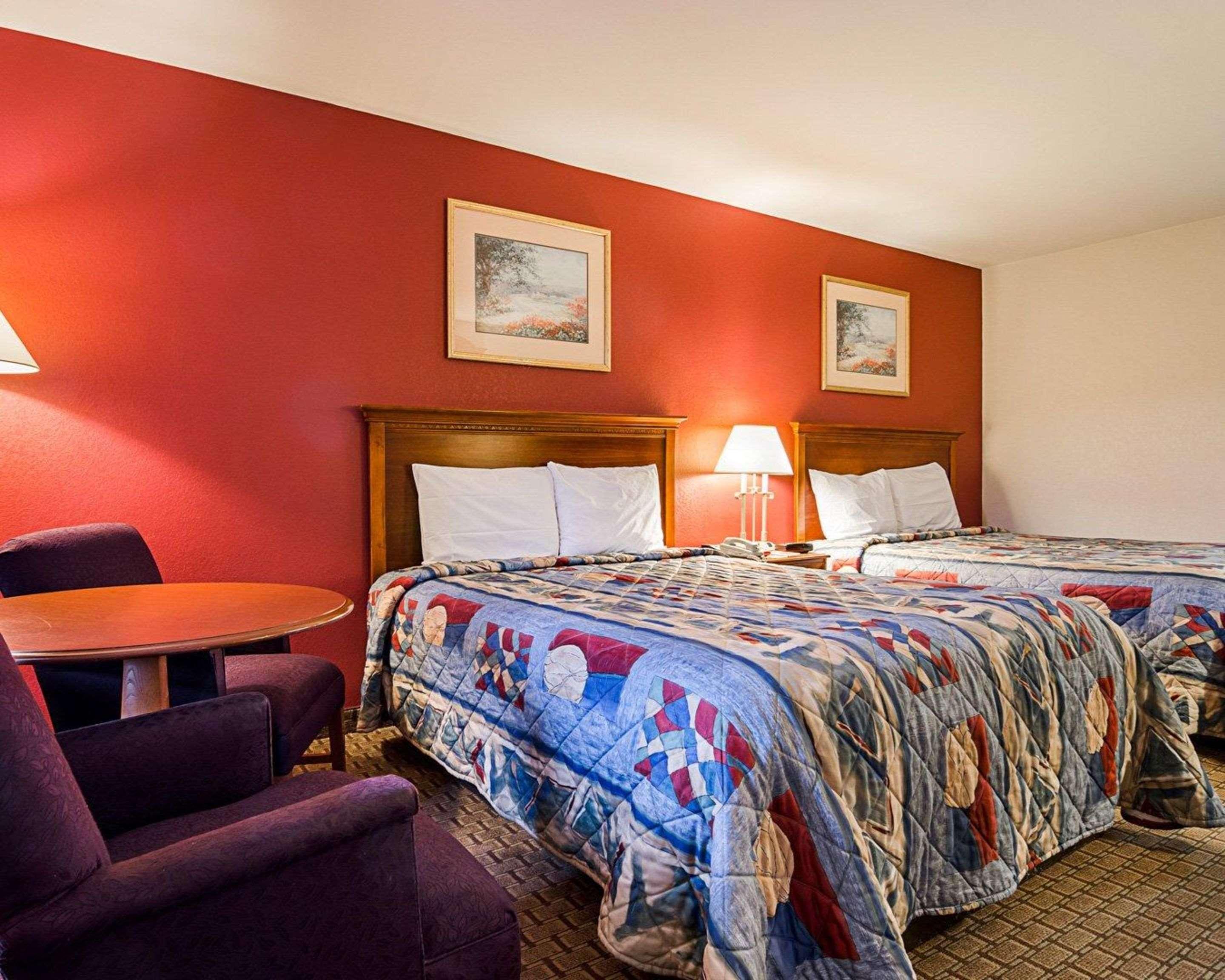 Econo Lodge Richmond Exteriér fotografie