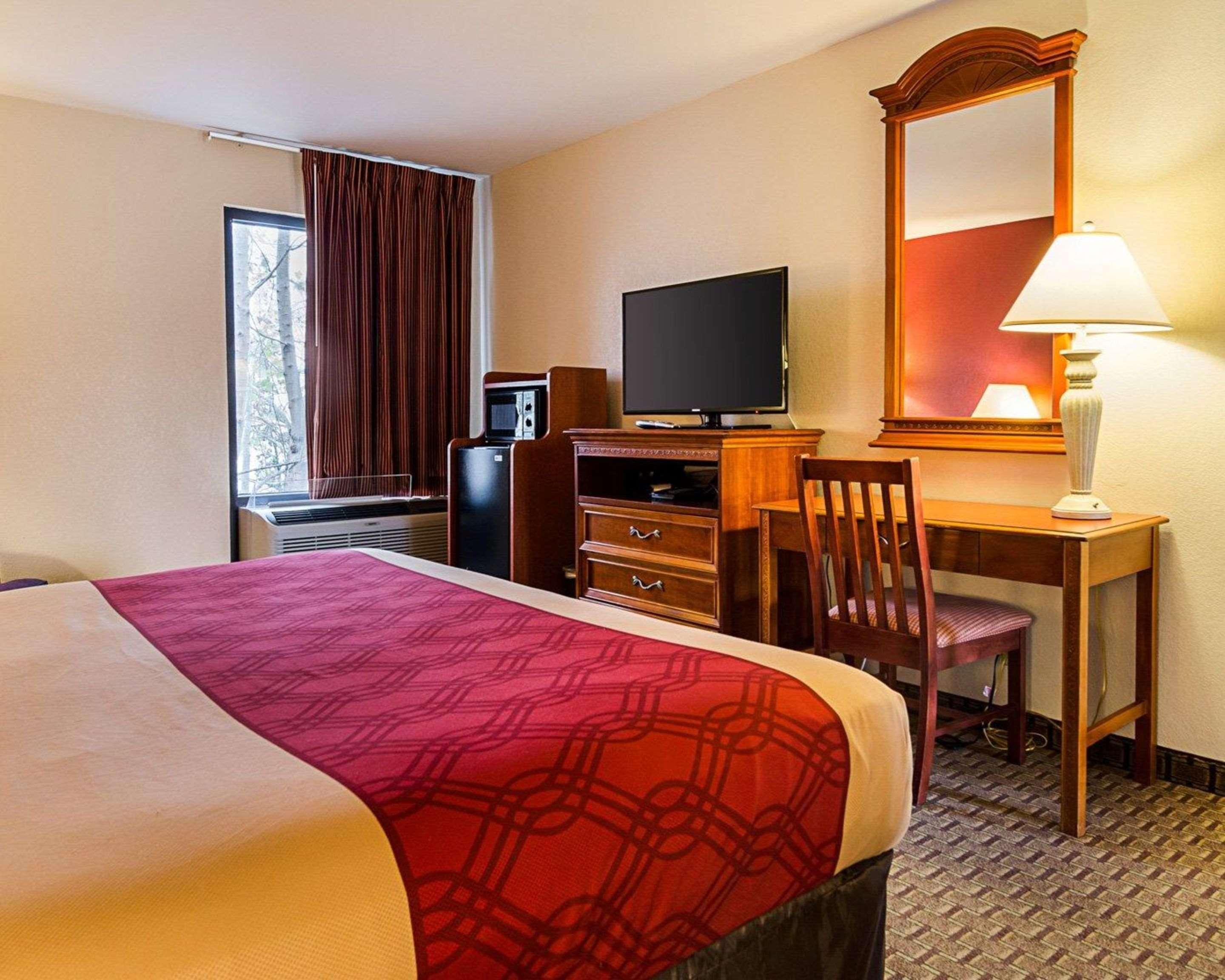 Econo Lodge Richmond Exteriér fotografie